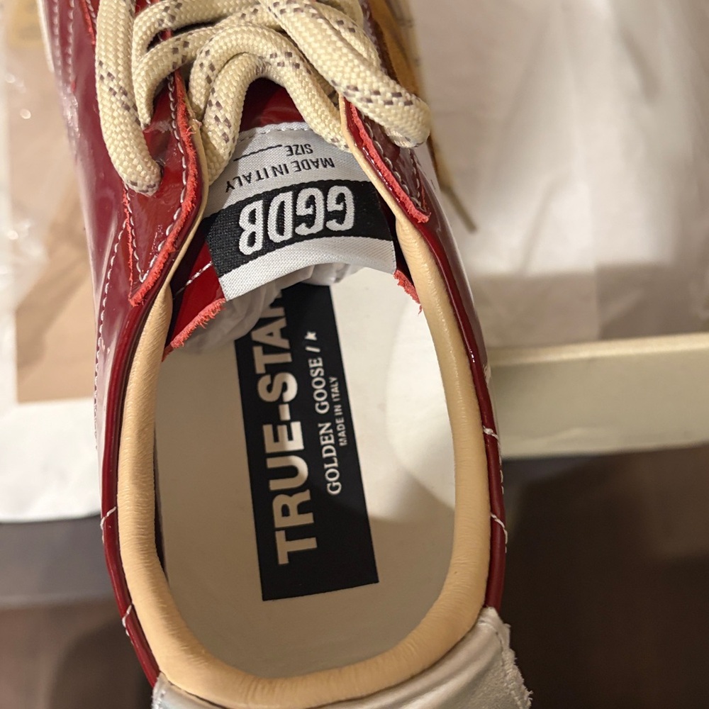 NWT Golden Goose Burgundy Leather Womens Sneakers with Gold Star - Picture 13 of 13
